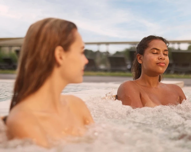 Thermen Maarssen baden buiten